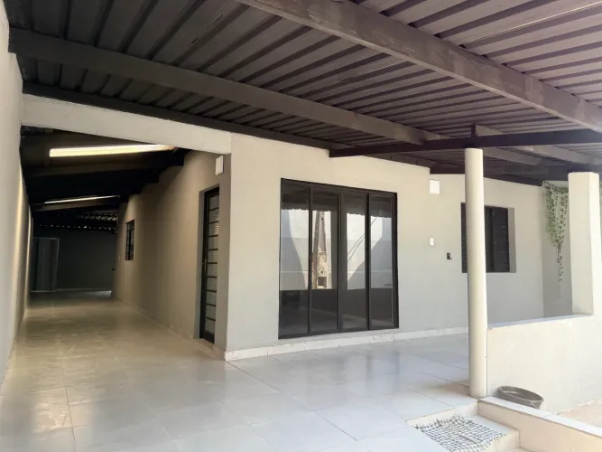 Vendo ou troco duas casas no centro de Estiva Gerbi