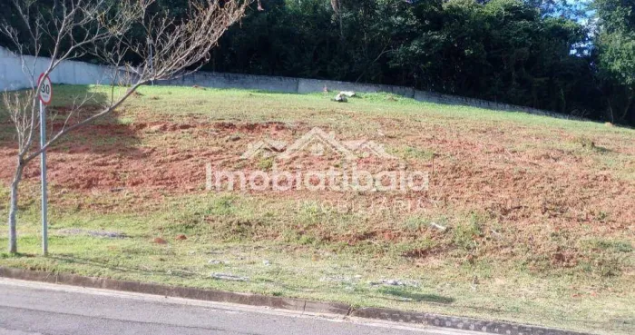 Terreno à venda no Cond. Quintas da Boa Vista em Atibaia - 600m²
