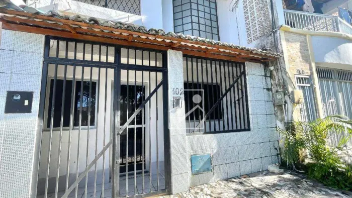 Casa com 1 dormitório à venda por R$ 250.000,00 - Guararapes - Fortaleza/CE