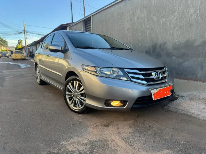 Honda City Sedan LX 1.5 Flex 16V 4P Aut. 2014