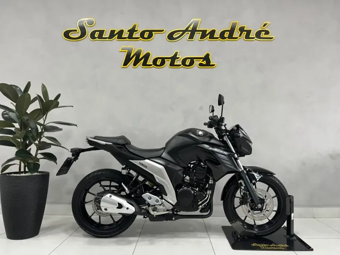 Yamaha FZ25 250 FAZER FLEX