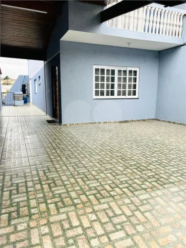 Sobrado 3 dormitórios, 4 vagas , Bras Cubas 182,3m²