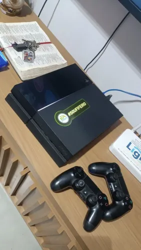 VENDO PS4 OU TROCO EM PS5