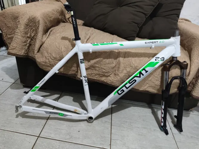 Quadro gts 29" e suspensão