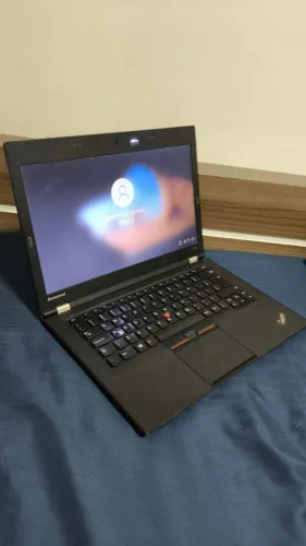 Notebook Lenovo ThinkPad com SSD 256 I5 e 8 gb