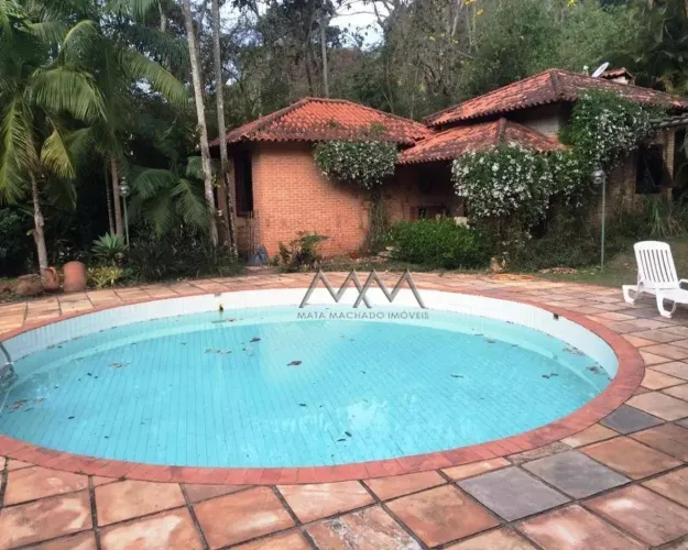 Casa para Locação no Vila Del Rey | 2 Suítes  280 m²