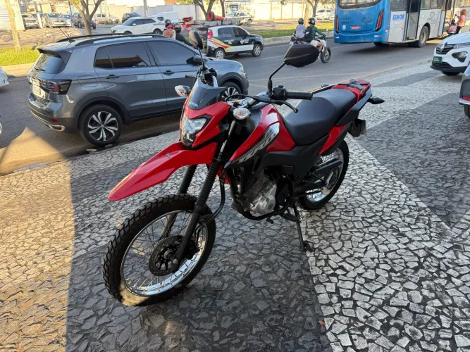 Bros 160 2025