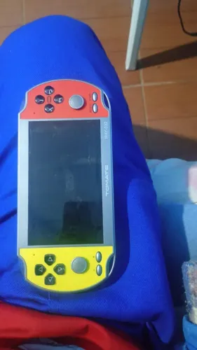 Venda de mini game retrô