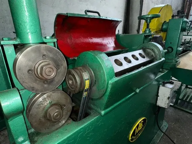 Endireitadeira de Arame 4 a 12 mm - Metalúrgica Costinha