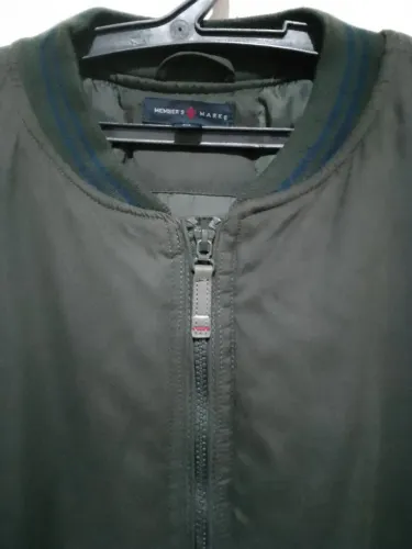 Jaqueta masculina, tamanho M,super conservada
