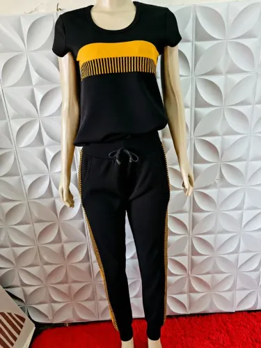Conjunto feminino tam M