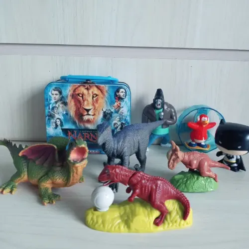 Bonecos Combo 8 peças Narnia, Jurassic Park , Variados MC e BK - Originais