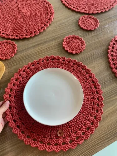 ? Sousplat de Crochê Artesanal Terracota - Mesa Posta e Decoração