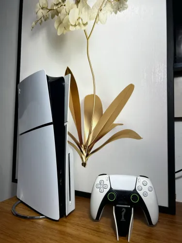 PS5 SLIM C/ LEITOR 1TB