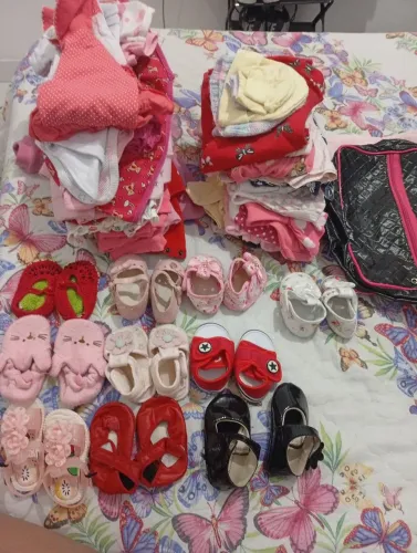 Lote de bebe menina