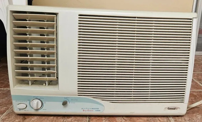Ar condicionado janela Consul 12kbtu