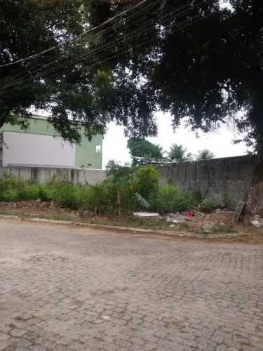 Vendo este terreno