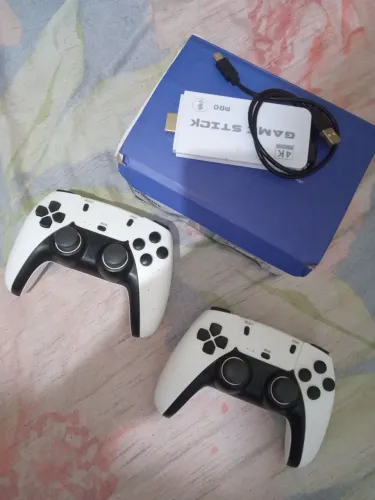 Vendo mini stick vídeo game portátil dois controles com mais de 5.000 jogos na memória