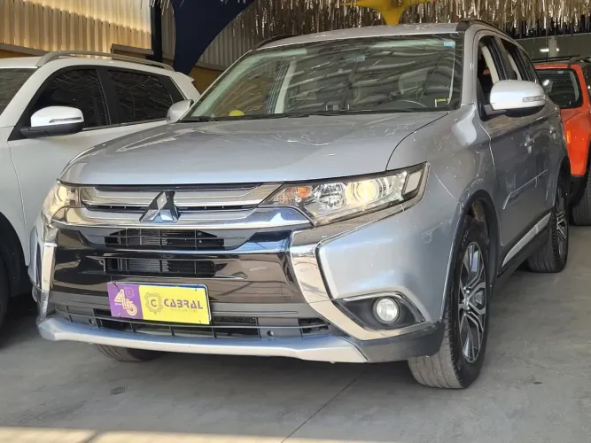 Mitsubishi Outlander 2.0 16V 160cv Aut. 2016