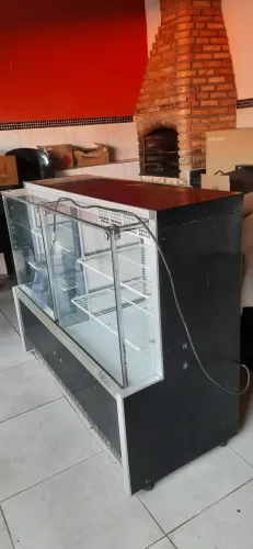 Freezer expositor quente e frio Gelopar
