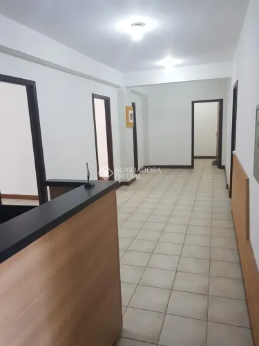 Loja à venda em Teresópolis, Porto Alegre