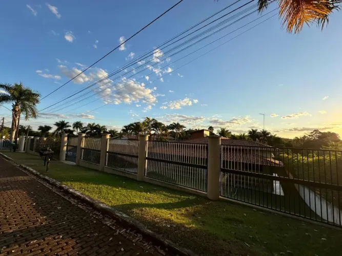 Excelente Chácara com 2 casas em Nova Veneza - GO