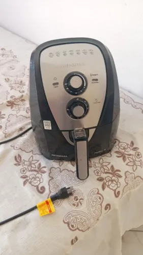 Vende-se uma Air Fryer