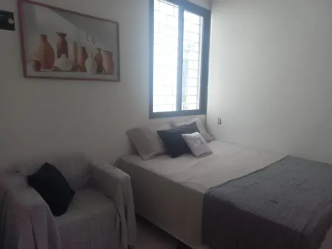 Aluguel Excelente Studio Mobiliado com Ar Condicionado em Nazaré