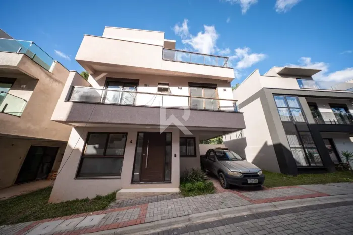 Casa em Condomínio com Vista Livre, 3 Suítes, 3 Vagas de garagem. Para Locação, 191 m² - S