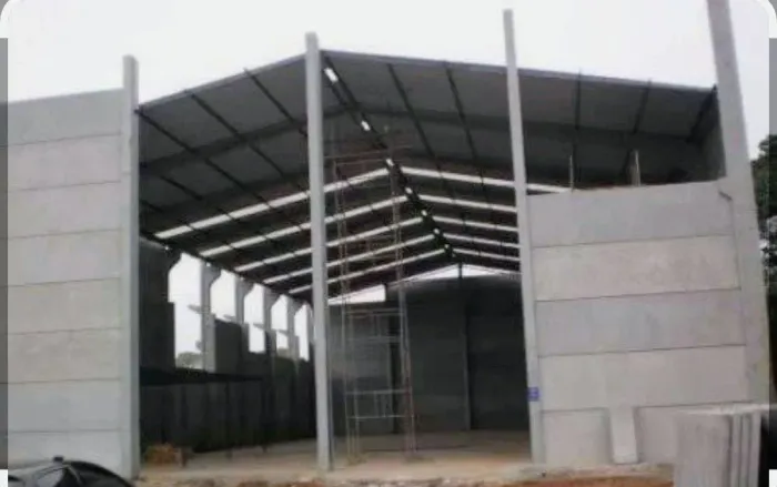 Construção e Reforma de barracões pré-moldados e estrutura metalica