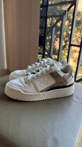 Adidas Forum Bold