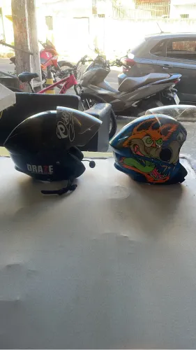 Troco 2 capacete por um fechado