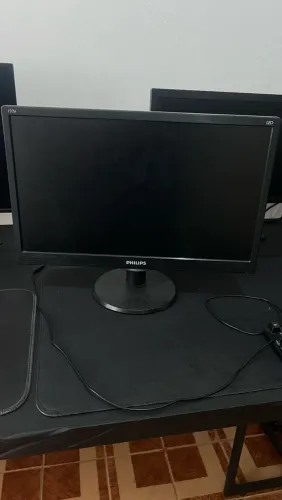 Monitor Philips LCD 19pol