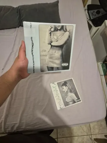 Vinil Ariana Grande Positions (Preço Negociável)