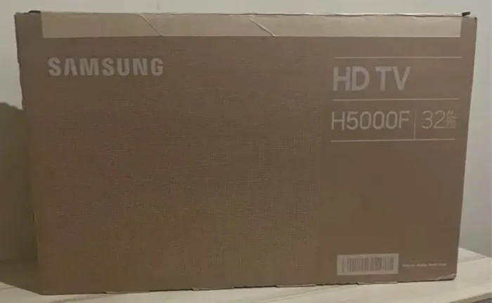 Smart tv Samsung 32 lacrada