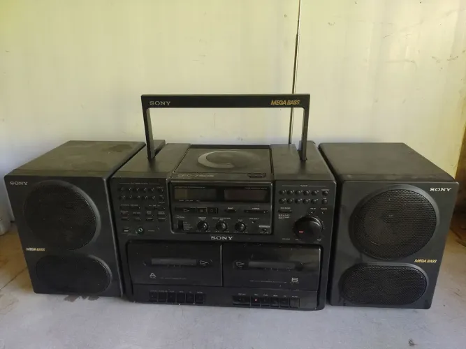 Rádio Sony cfd-750s funcionando para coleção restauração 