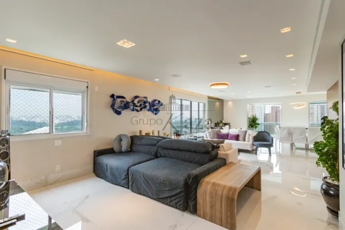 Apartamento - Vila Mariana - 3 Suítes - 177m².