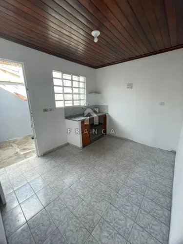 Casa Padrão em Jacareí