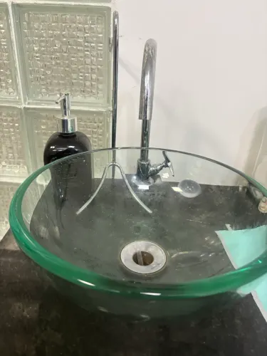BANCADA DE GRANITO + CUBA DE VIDRO