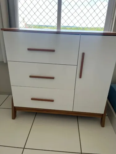 Cômoda nova