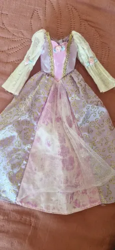 Vestido Barbie rapunzel