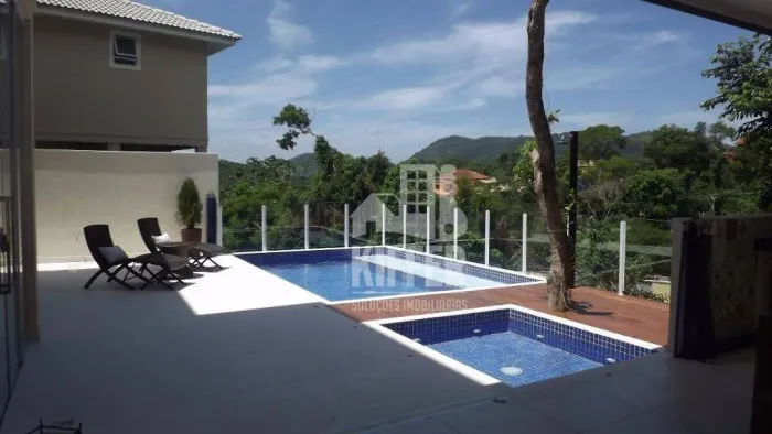Casa com 4 quartos à venda, 295 m² por R$ 790.000 - Pendotiba - Niterói/RJ