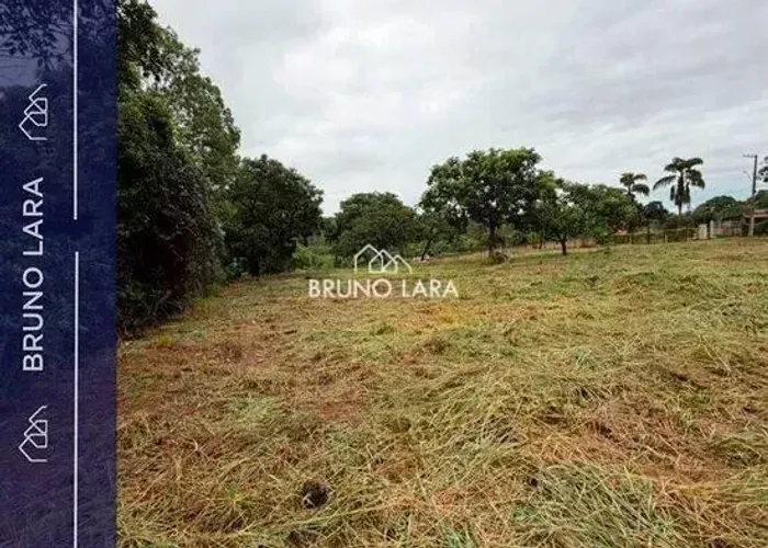 Terreno à venda no bairro São Francisco - Igarapé/MG.