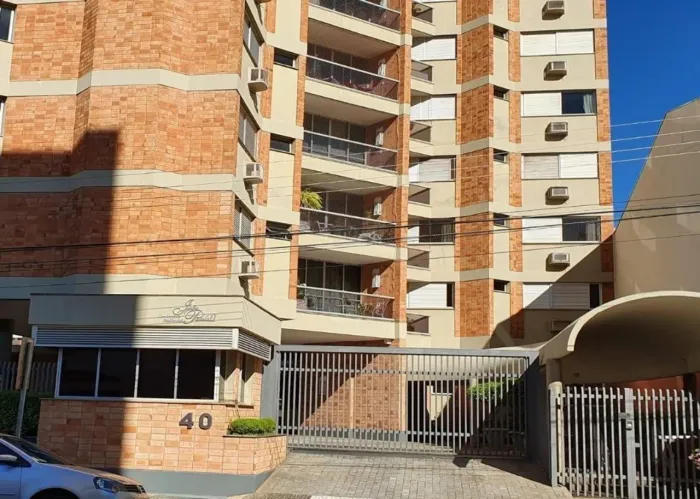 Apartamento com 3 quartos (1 suíte) e 1 vaga à venda no Centro Marília/SP