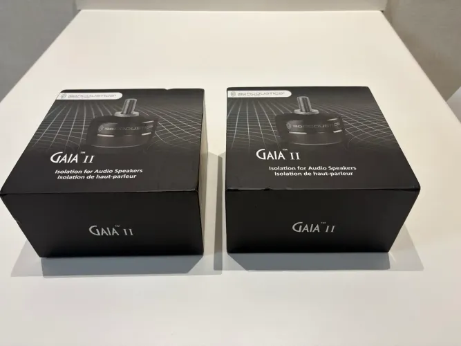 IsoAcoutics GAIA II