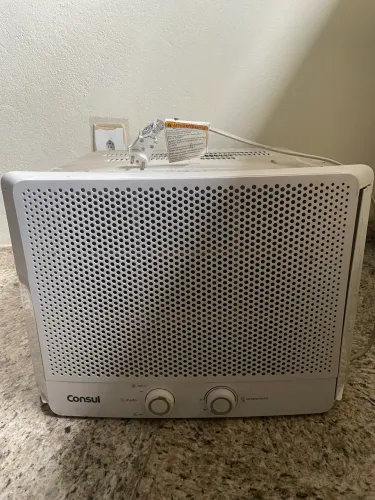 Vendo ar-condicionado cônsul 7500 BTU Valor 500 reais