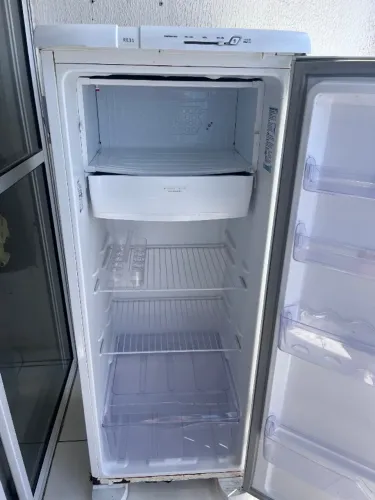 Geladeira electrolux