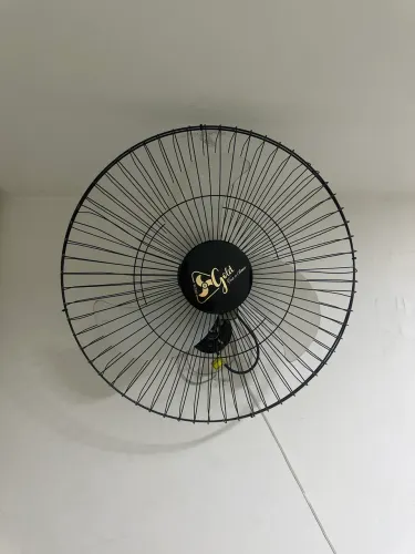 Ventilador de Parede Delta Gold - Excelente Estado