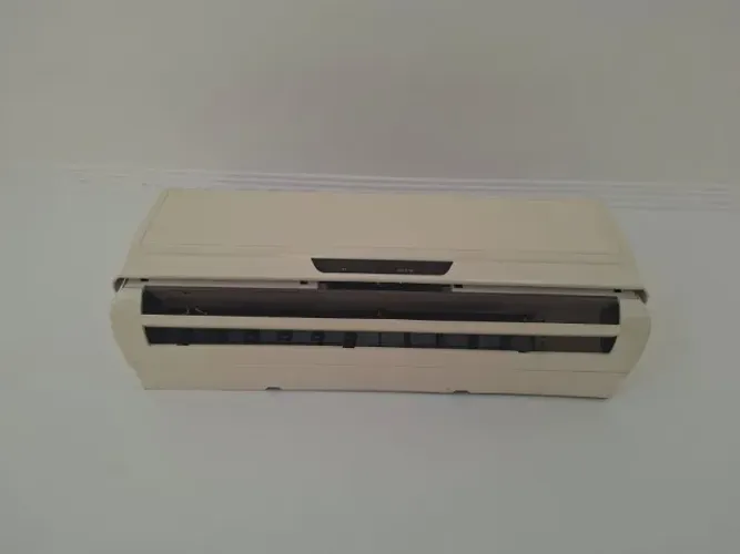 Ar Condicionado Split Carrier 9000 BTUs - 220v