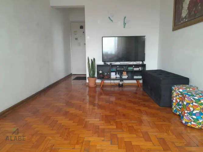 Apartamento de 2 quartos à venda na Av. N. S. Sabará